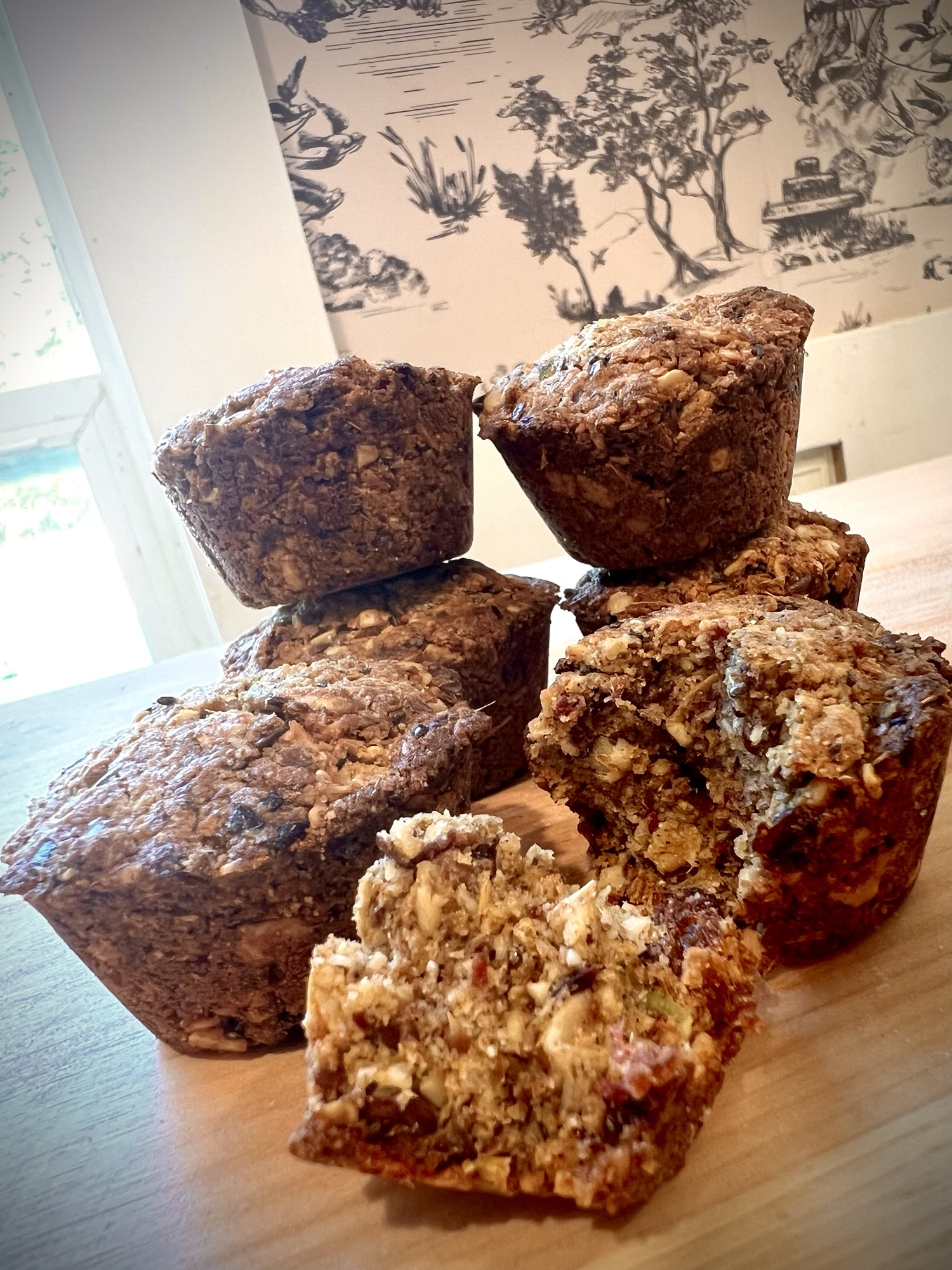 Fresh Milled Aussie Bites – Ancient grains, seeds and dried fruit.